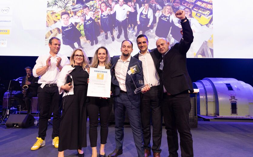 Bühnenbild der Gewinner des Supermarkt des Jahres 2025
